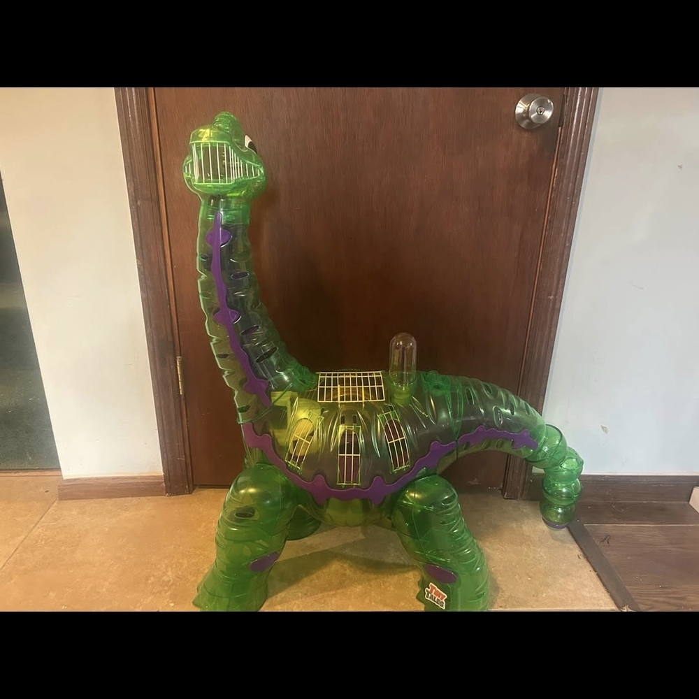 All Living Things Tiny Tales  Dinosaur w/  Activity Center Hamster Mansion New